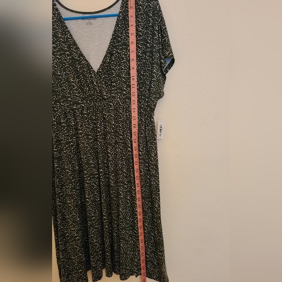 AMAZON ESSENTIALS Women's Green Casual Dress - Size Large New with Tags - Picture 4 of 5